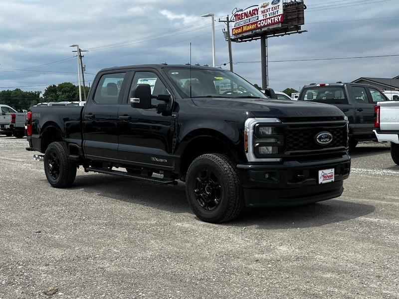 new 2025 Ford F-250 car, priced at $67,815