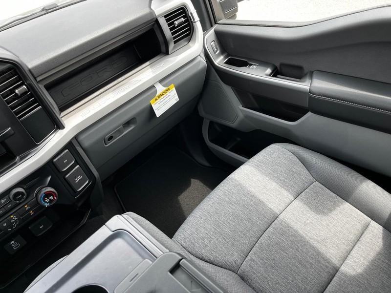 new 2025 Ford F-250 car, priced at $67,815
