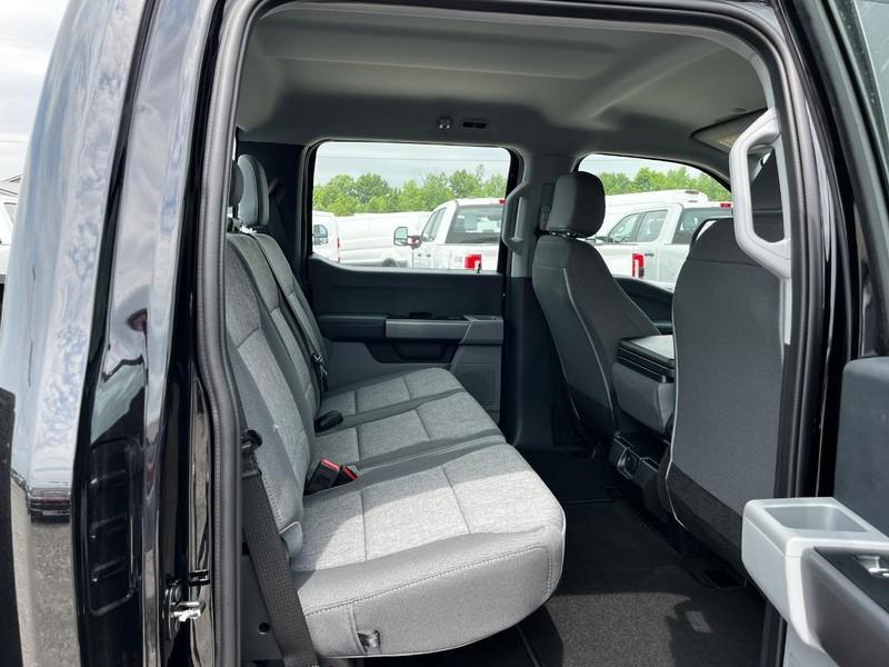 new 2025 Ford F-250 car, priced at $67,815