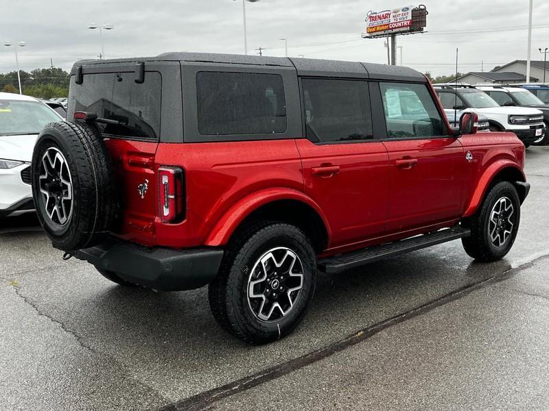 new 2024 Ford Bronco car, priced at $50,674