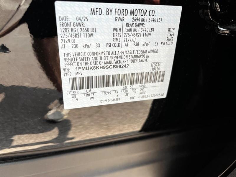 new 2025 Ford Explorer car