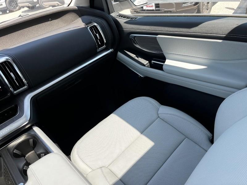 new 2025 Ford Expedition car
