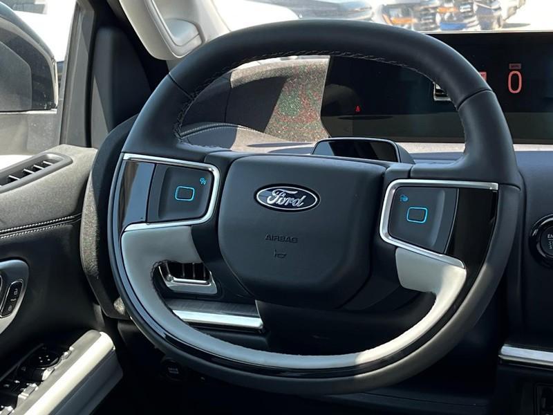 new 2025 Ford Expedition car