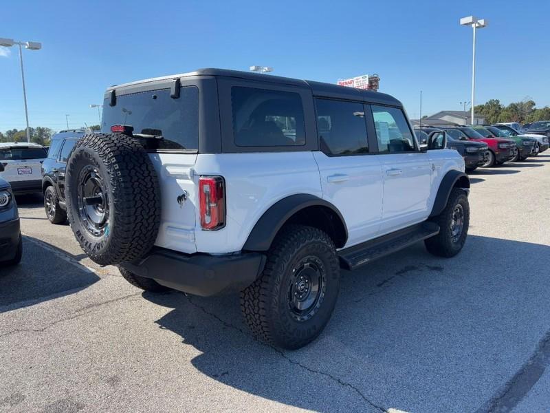 new 2025 Ford Bronco car, priced at $59,266