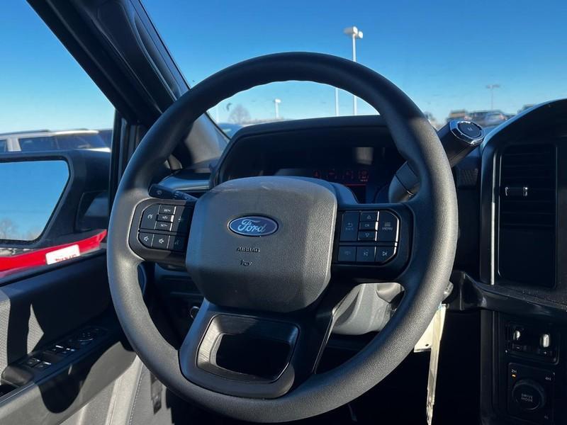 new 2025 Ford F-150 car, priced at $45,250