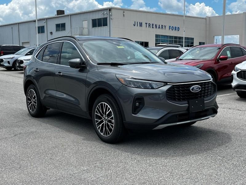 new 2025 Ford Escape car, priced at $38,967