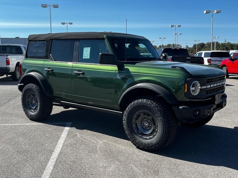 new 2024 Ford Bronco car, priced at $52,399