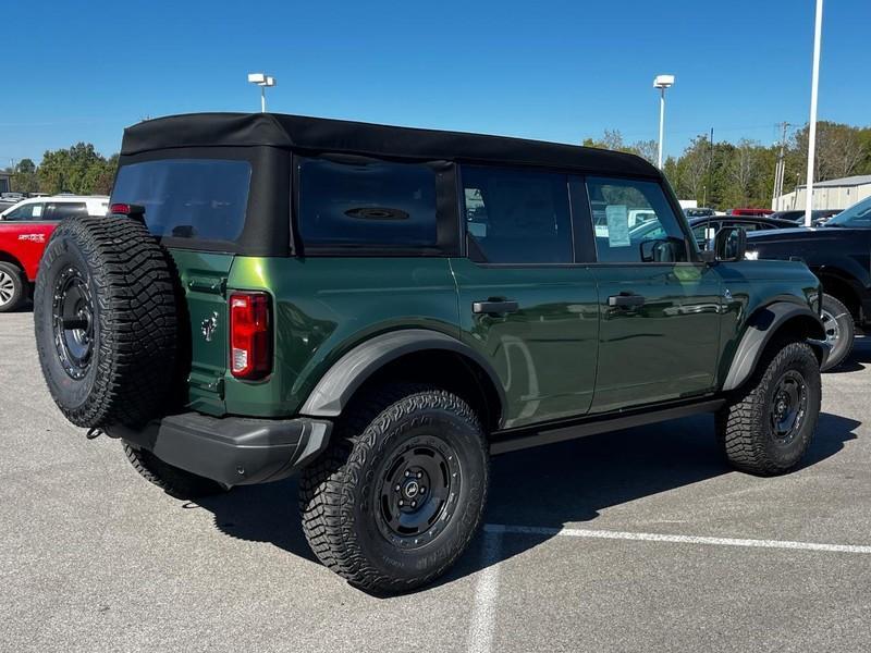 new 2024 Ford Bronco car, priced at $52,399