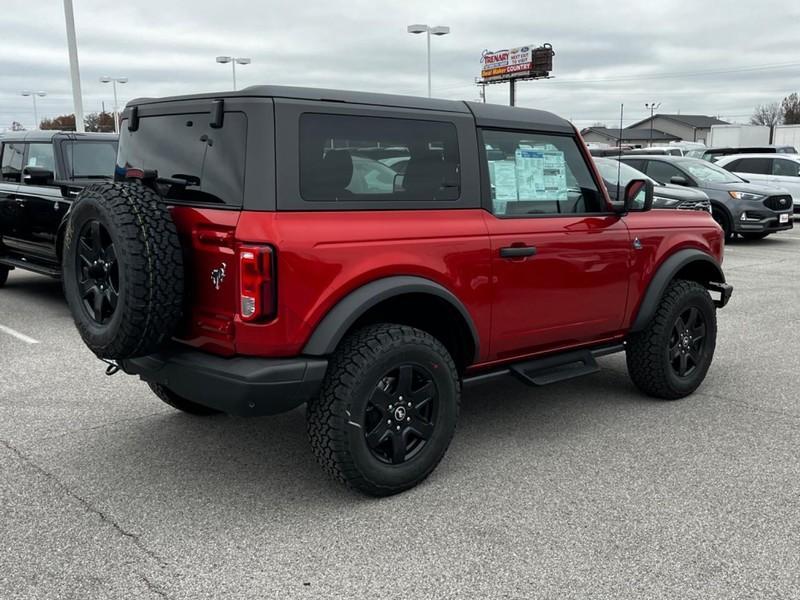 new 2024 Ford Bronco car, priced at $45,571