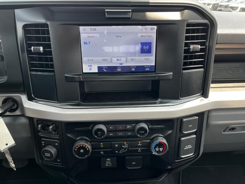 new 2025 Ford F-350 car