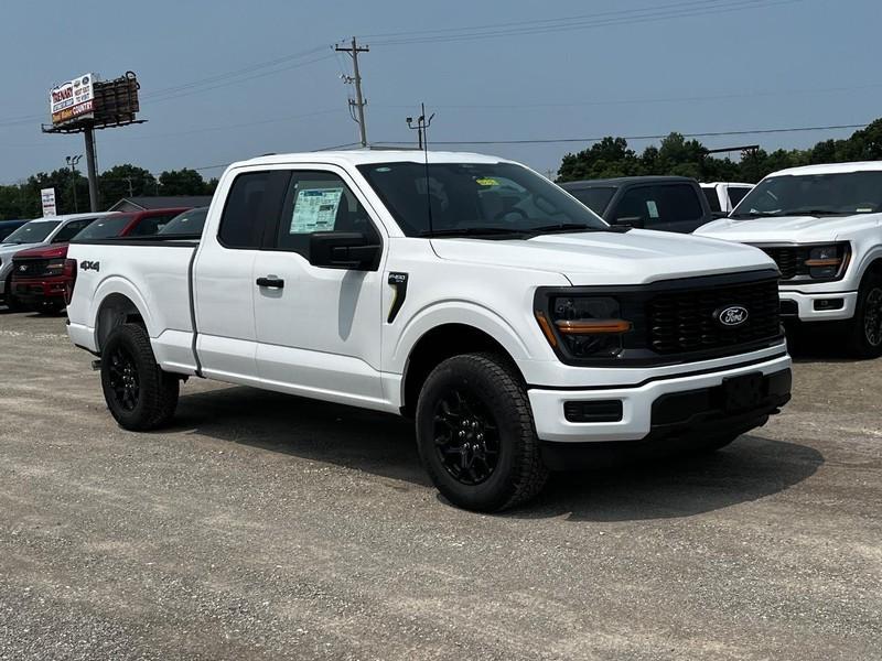 new 2025 Ford F-150 car, priced at $43,759