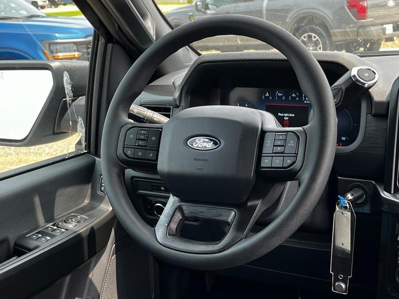 new 2025 Ford F-150 car, priced at $43,759