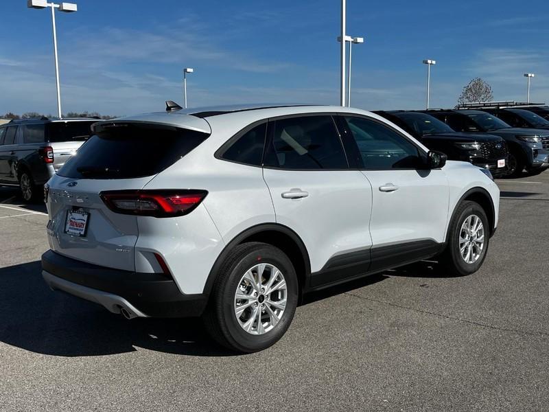 new 2025 Ford Escape car, priced at $31,434