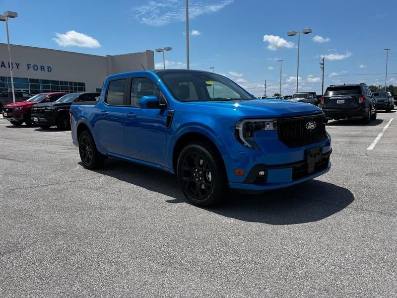 new 2025 Ford Maverick car, priced at $36,068
