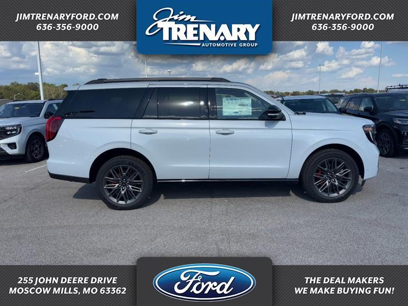new 2025 Ford Expedition car, priced at $80,427