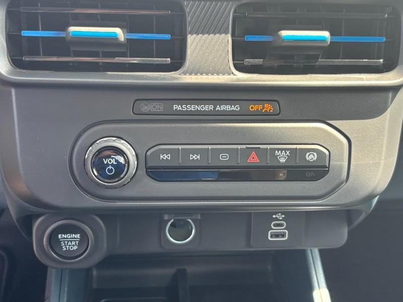 new 2025 Ford Maverick car, priced at $35,975