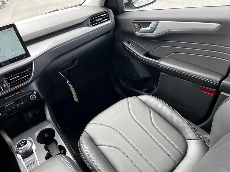 new 2025 Ford Escape car, priced at $43,226