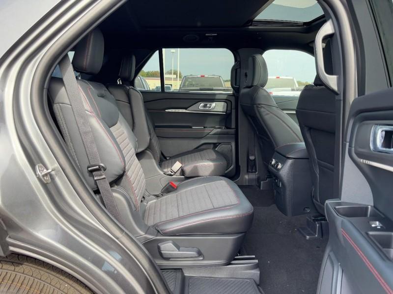 new 2025 Ford Explorer car, priced at $50,739