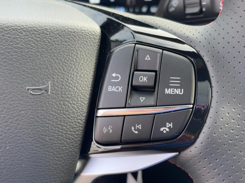 new 2025 Ford Explorer car, priced at $50,739