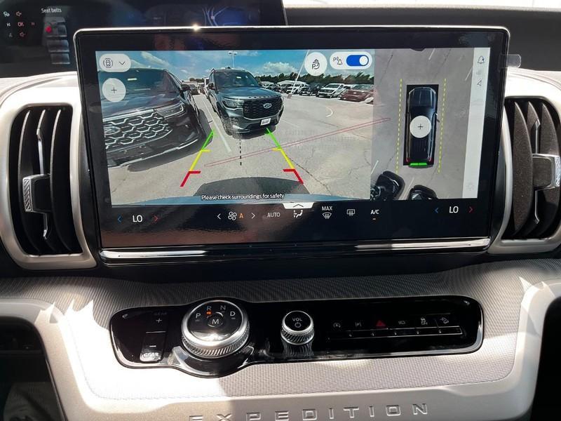 new 2025 Ford Expedition car, priced at $65,143