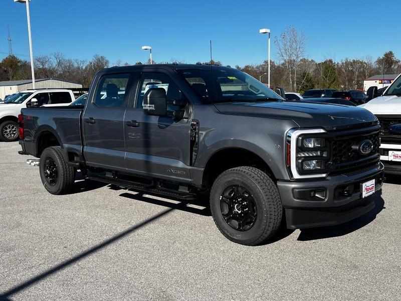 new 2024 Ford F-250 car, priced at $60,533