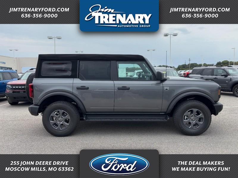 new 2025 Ford Bronco car, priced at $43,568