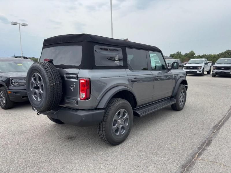 new 2025 Ford Bronco car, priced at $43,568