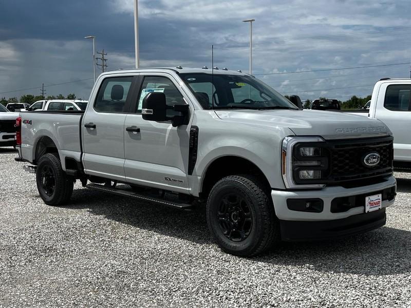 new 2025 Ford F-250 car, priced at $64,946