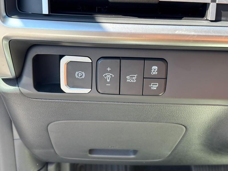 used 2024 Hyundai Santa Fe car, priced at $31,395