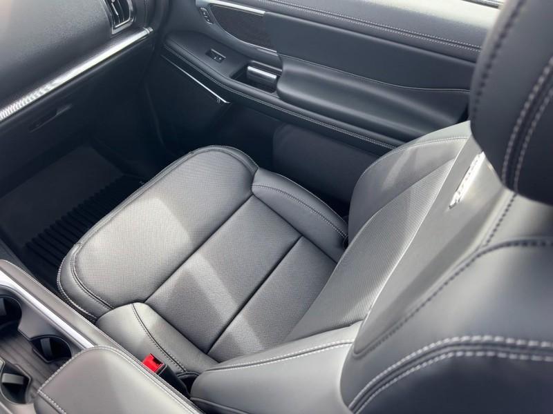 new 2025 Ford Expedition Max car, priced at $85,547