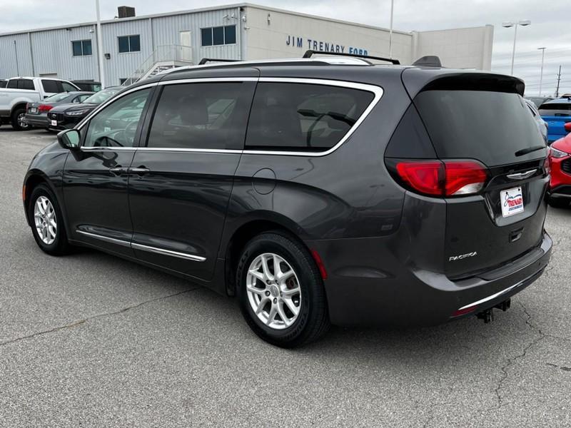 used 2020 Chrysler Pacifica car, priced at $20,795