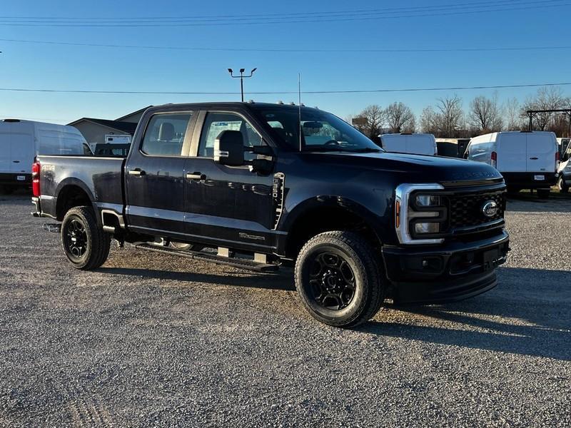 new 2024 Ford F-350 car, priced at $65,439