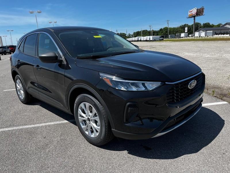 new 2024 Ford Escape car, priced at $27,095