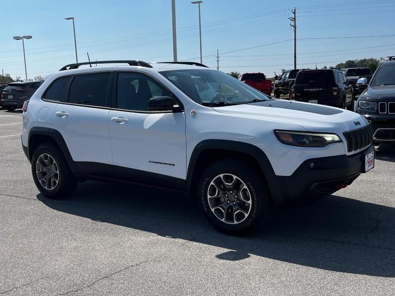 used 2022 Jeep Cherokee car, priced at $23,395