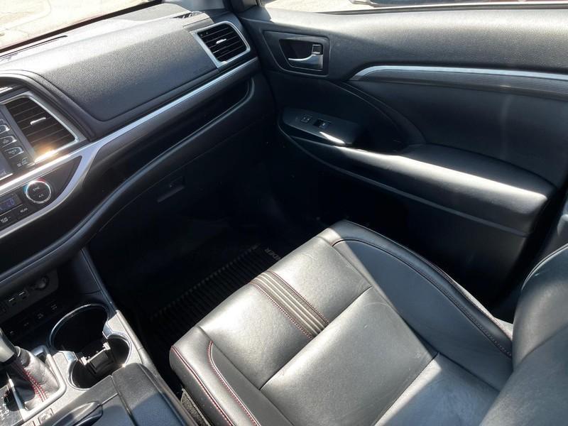 used 2019 Toyota Highlander car, priced at $22,795
