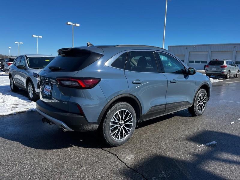new 2025 Ford Escape car, priced at $32,592