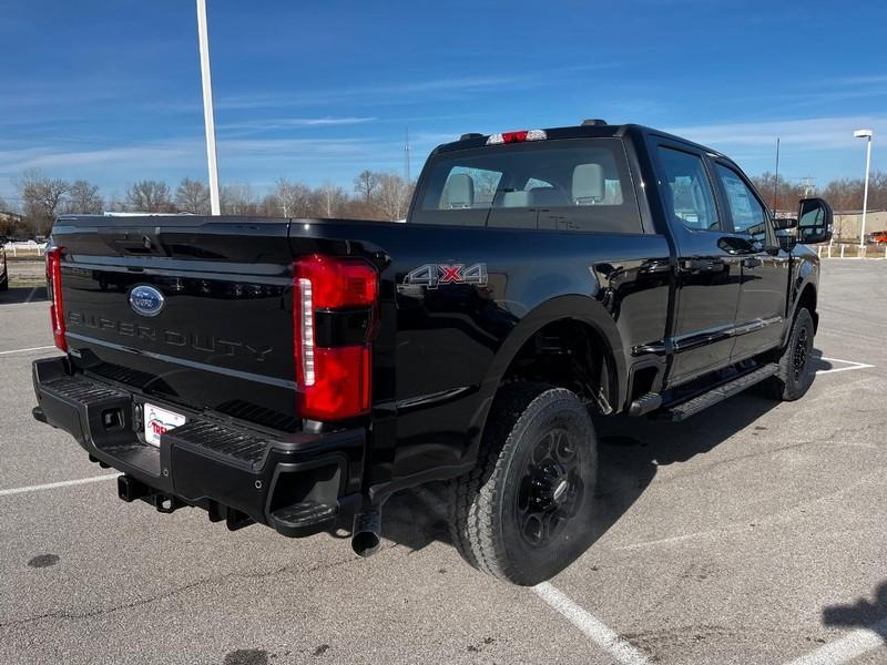 new 2024 Ford F-350 car, priced at $59,635