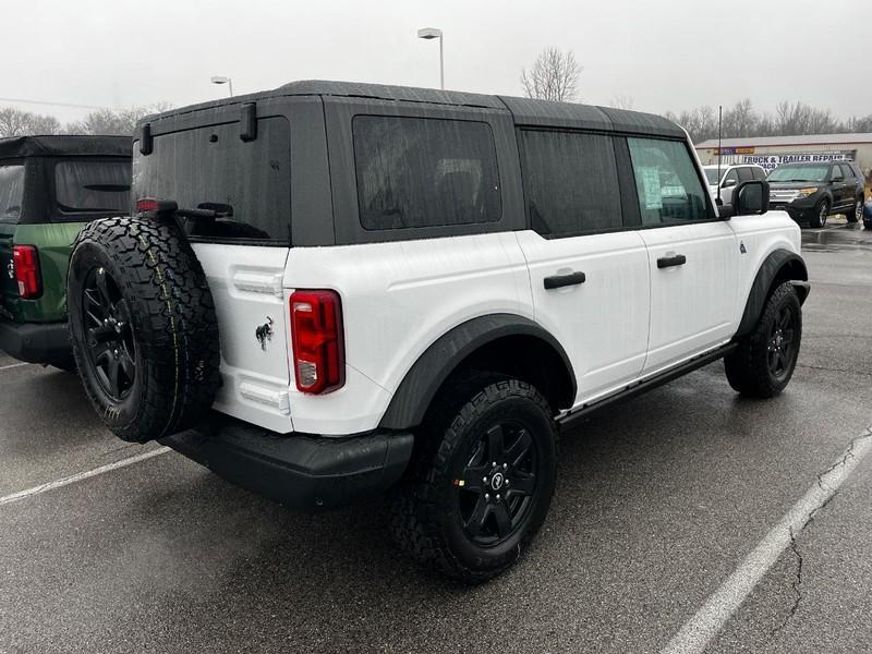 new 2024 Ford Bronco car, priced at $48,046