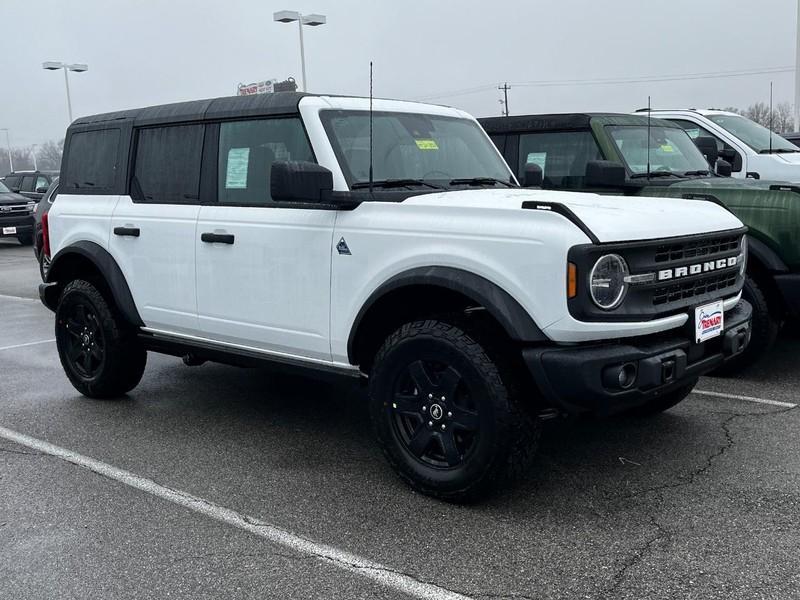 new 2024 Ford Bronco car, priced at $48,046