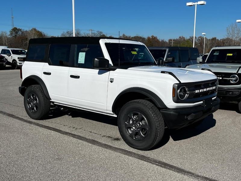 new 2024 Ford Bronco car, priced at $39,748