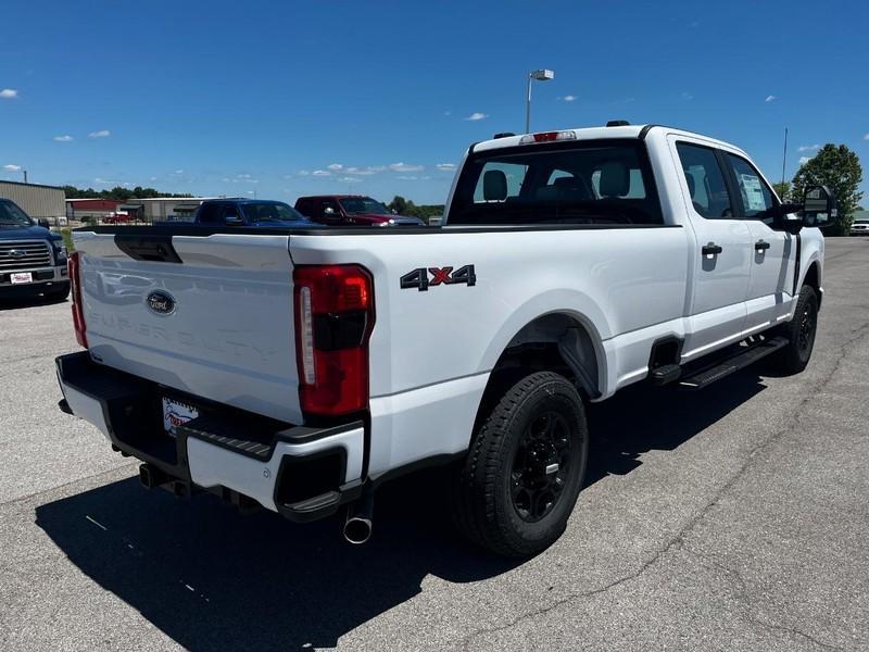 new 2024 Ford F-250 car, priced at $53,653