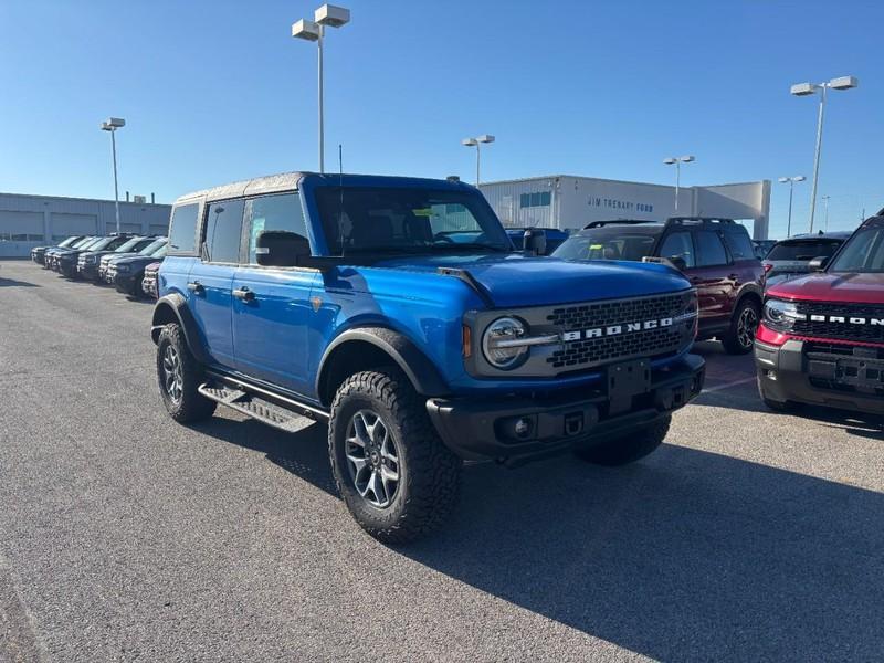 new 2025 Ford Bronco car, priced at $60,432