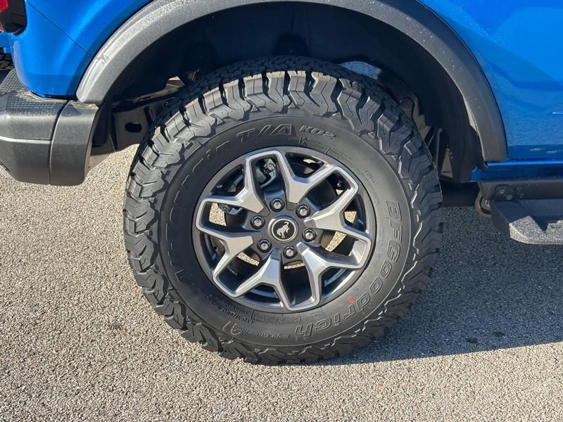 new 2025 Ford Bronco car, priced at $60,432