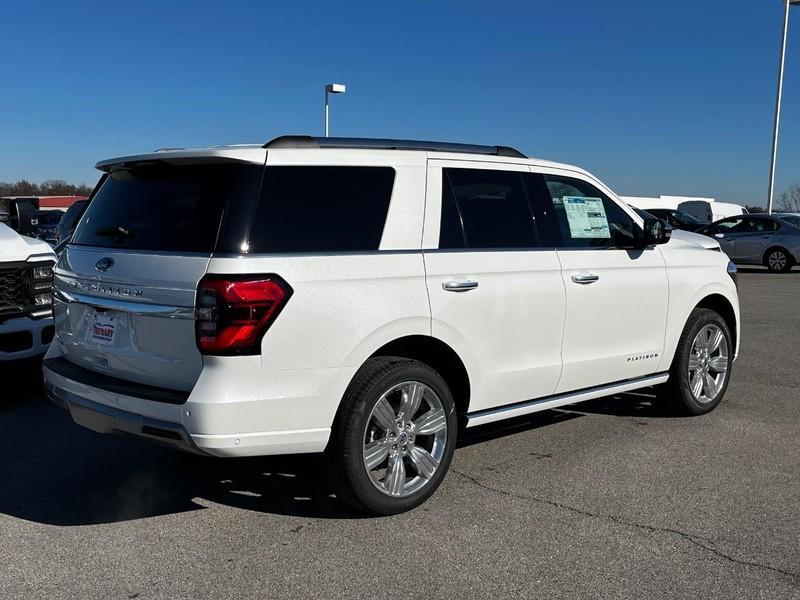 new 2024 Ford Expedition car, priced at $77,576