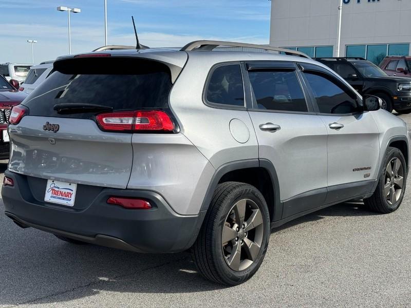 used 2016 Jeep Cherokee car, priced at $11,795