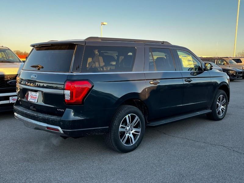 new 2024 Ford Expedition Max car, priced at $64,296