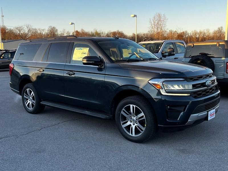 new 2024 Ford Expedition Max car, priced at $64,296