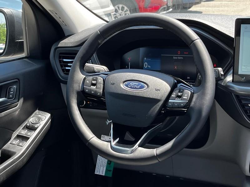 new 2025 Ford Escape car, priced at $35,112