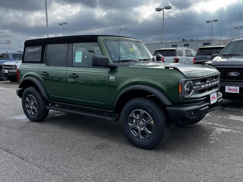 new 2024 Ford Bronco car, priced at $42,301