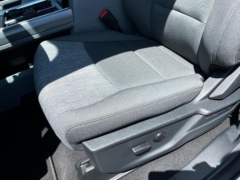 new 2025 Ford F-250 car, priced at $69,615
